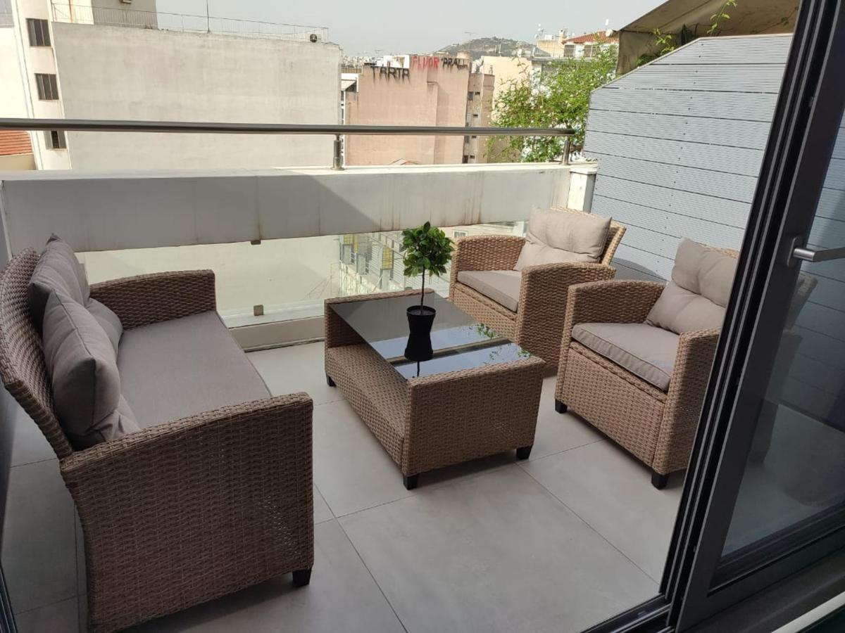 Amazing Apartments @ Aiolou Str. アテネ エクステリア 写真