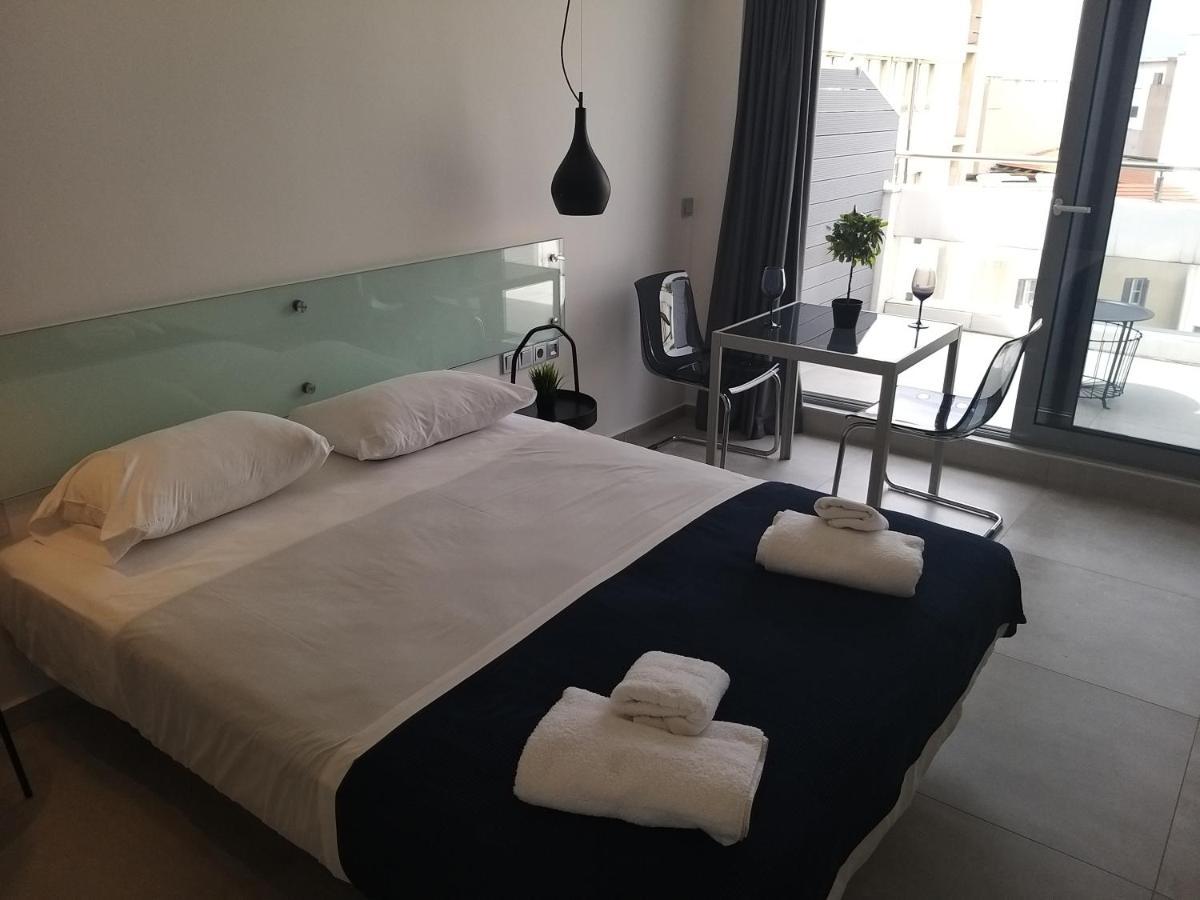 Amazing Apartments @ Aiolou Str. アテネ エクステリア 写真