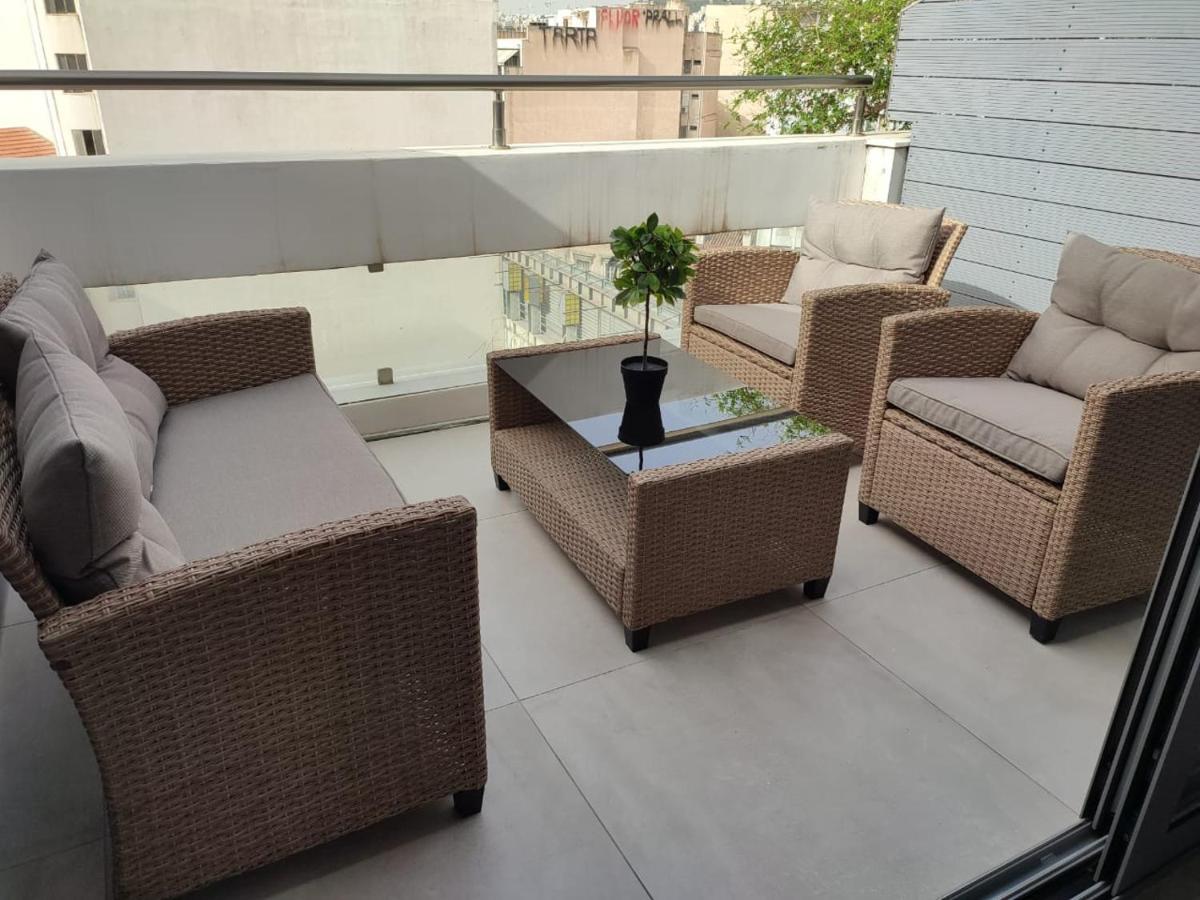 Amazing Apartments @ Aiolou Str. アテネ エクステリア 写真