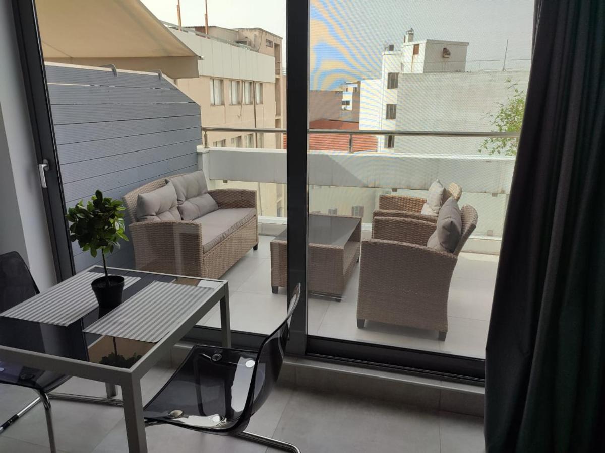 Amazing Apartments @ Aiolou Str. アテネ エクステリア 写真