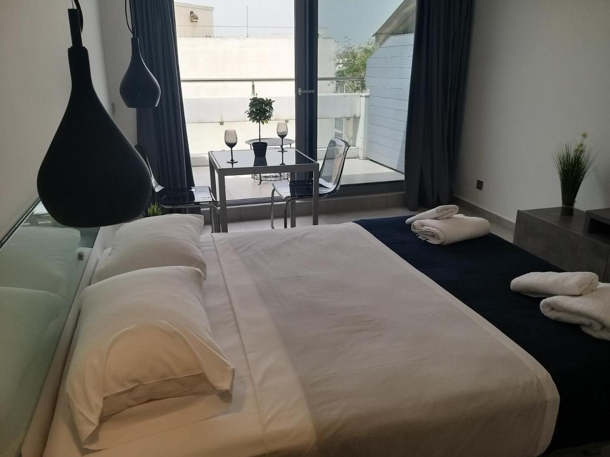 Amazing Apartments @ Aiolou Str. アテネ エクステリア 写真