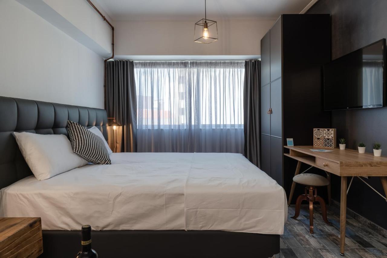Amazing Apartments @ Aiolou Str. アテネ エクステリア 写真